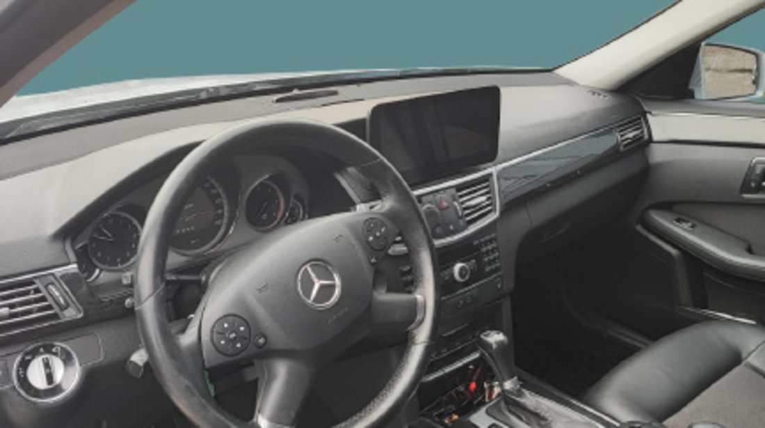 Arc stanga capota portbagaj Mercedes-Benz E-Class W212 [2009 - 2013] Sedan E 220 CDI BlueEfficiency 5G-Tronic (170 hp)