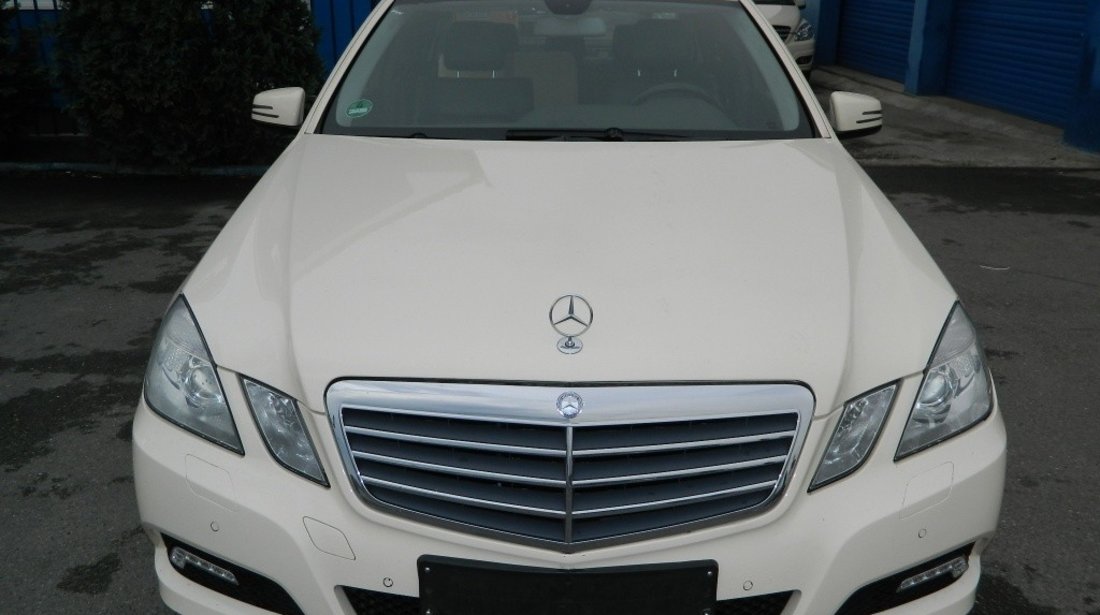 Arc stanga fata Mercedes E-CLASS W212 2.2 CDI model 2012