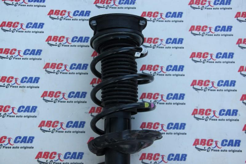 Arc stanga fata Volkswagen Passat B8 2014-2019