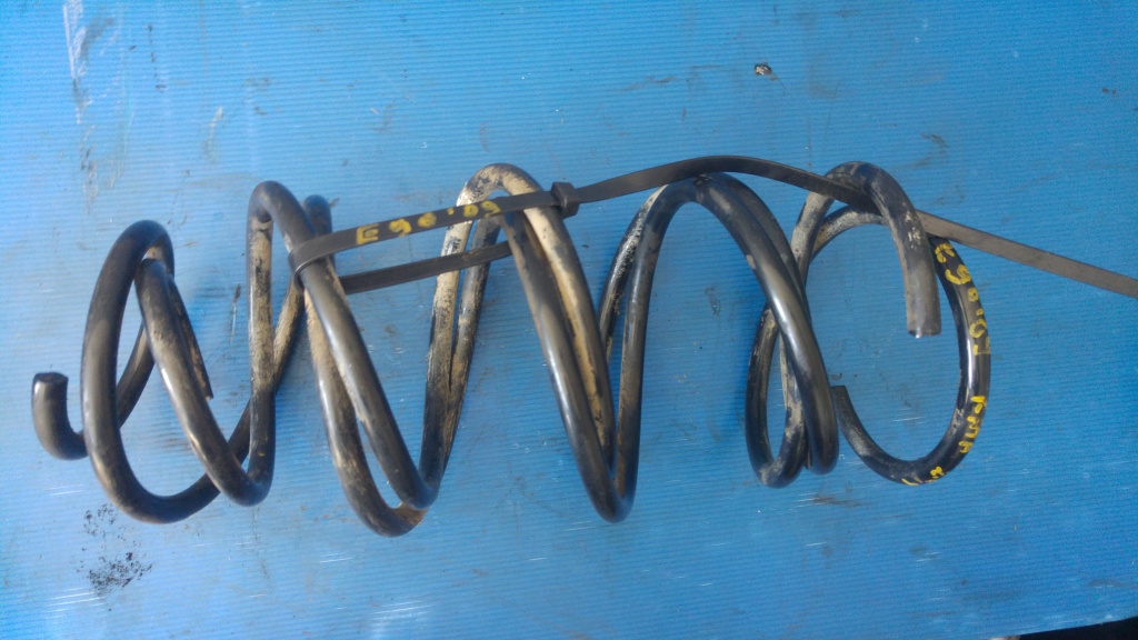 Arcuri fata bmw seria 3 e90 2.0 d