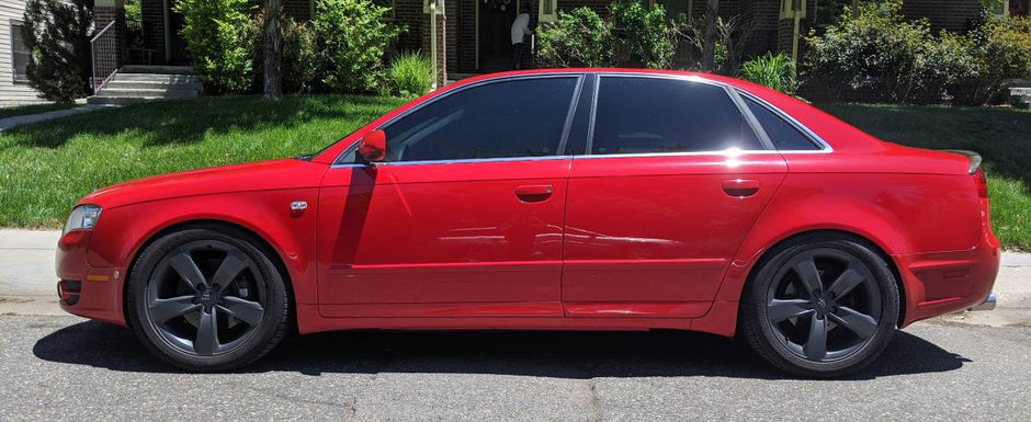 Are motor V6 biturbo, tractiune integrala si interior din piele, dar se vinde la pret de Dacie Are motor V6 biturbo, tractiune integrala si interior din piele, dar se vinde la pret de Dacie