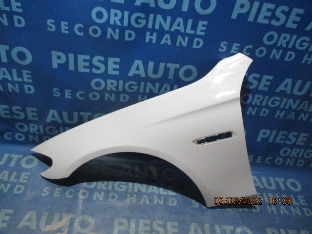 Aripa BMW F11 2013