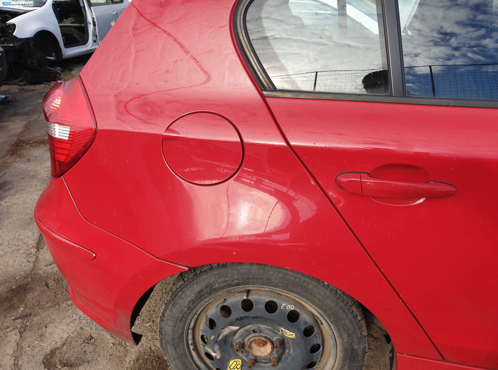 Aripa Caroserie Dreapta Spate BMW Seria 1 E87 Hatchback 2004 - 2011 Culoare A61/3 Crimson Red Karmesinrot [K0893]
