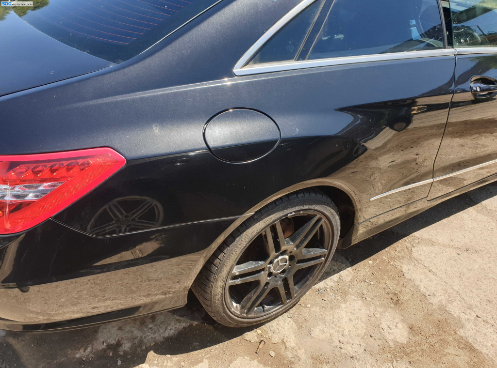 Aripa Caroserie Dreapta Spate Mercedes Clasa E Class W207 A207 C207 Coupe Cabrio E180 E200 E220 E250 E300 E320 2009 - 2017 [K5575]
