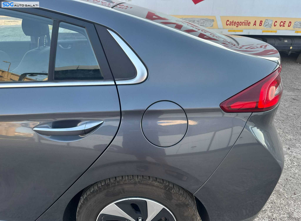 Aripa Caroserie Stanga Spate Hyundai Ioniq 2016 - 2019 Culoare YT3 Stardust Gray [K6463]