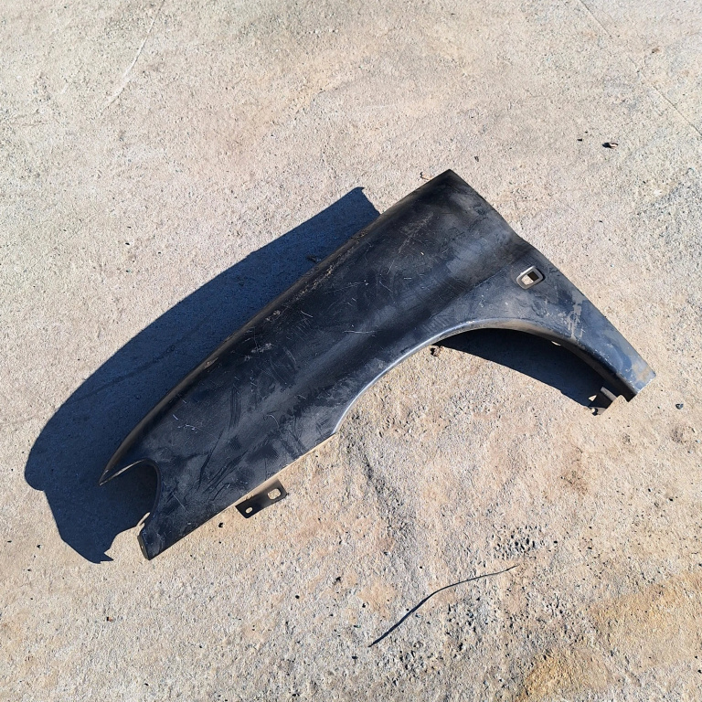 Aripa Citroen Berlingo (Mf) 1996 > Negru Fata Stanga 07110112, 33783710