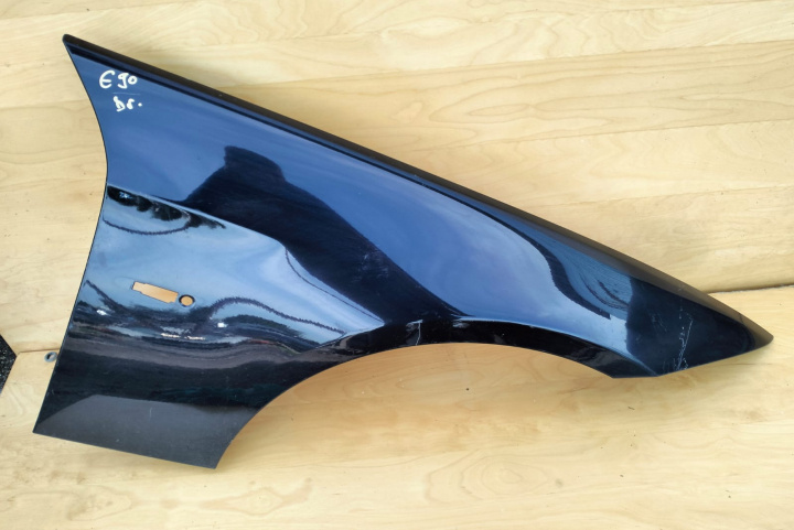 Aripa Dreapta BMW Seria 3 E90 [2004 - 2010]