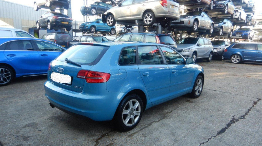 Aripa dreapta fata Audi A3 8P 2009 HATCHBACK 2.0 IDT CBAB