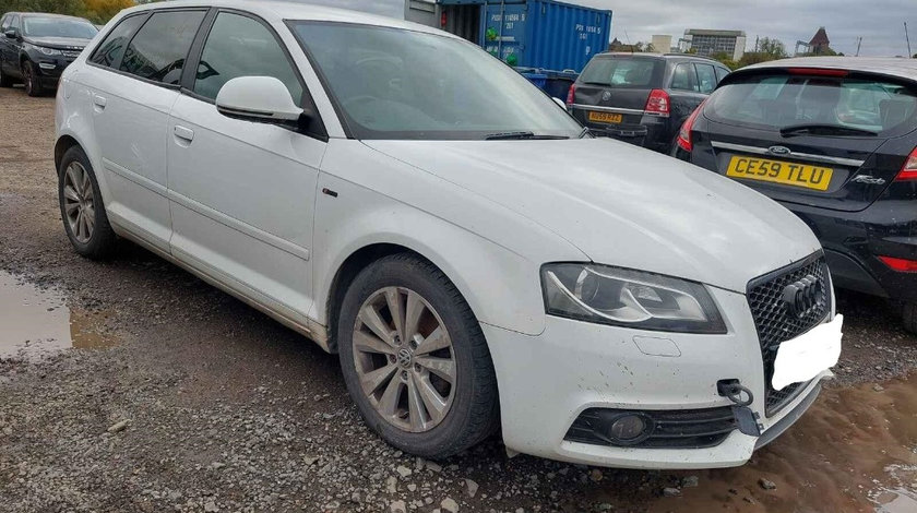 Aripa dreapta fata Audi A3 8P 2010 HATCHBACK S LINE CBAB 2.0 IDT