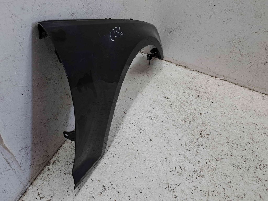 Aripa dreapta fata Audi A4 (8W2, B9) [Fabr 2015-2023] LY9B