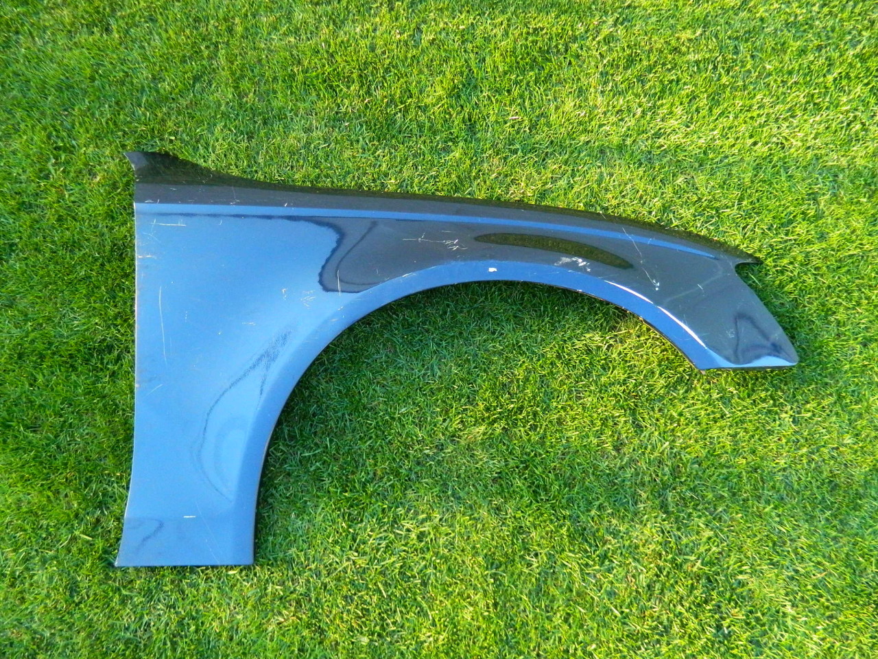 Aripa dreapta fata Audi A4 model 2012-2015