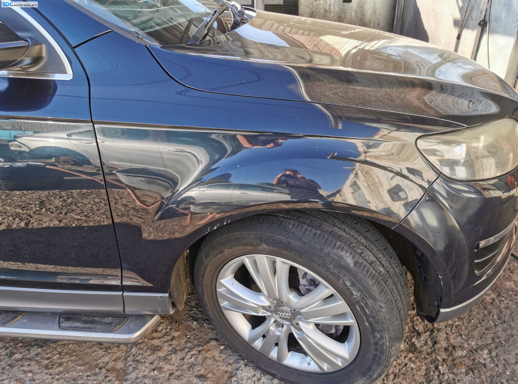 Aripa Dreapta Fata Audi Q7 4L FL Facelift 2007 - 2015 Culoare LZ5Q [K7103]