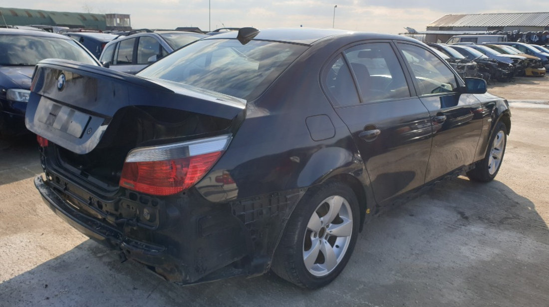 Aripa dreapta fata BMW E60 2006 Berlina 2.5