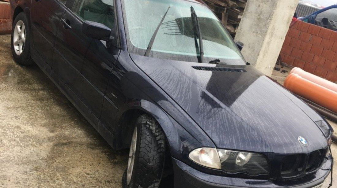 Aripa dreapta fata BMW Seria 3 E46 2001 BERLINA 2.0D 136CP