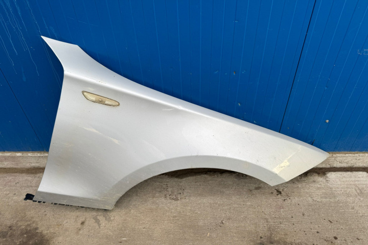 Aripa dreapta fata BMW Seria 3 E90 [2004 - 2010]
