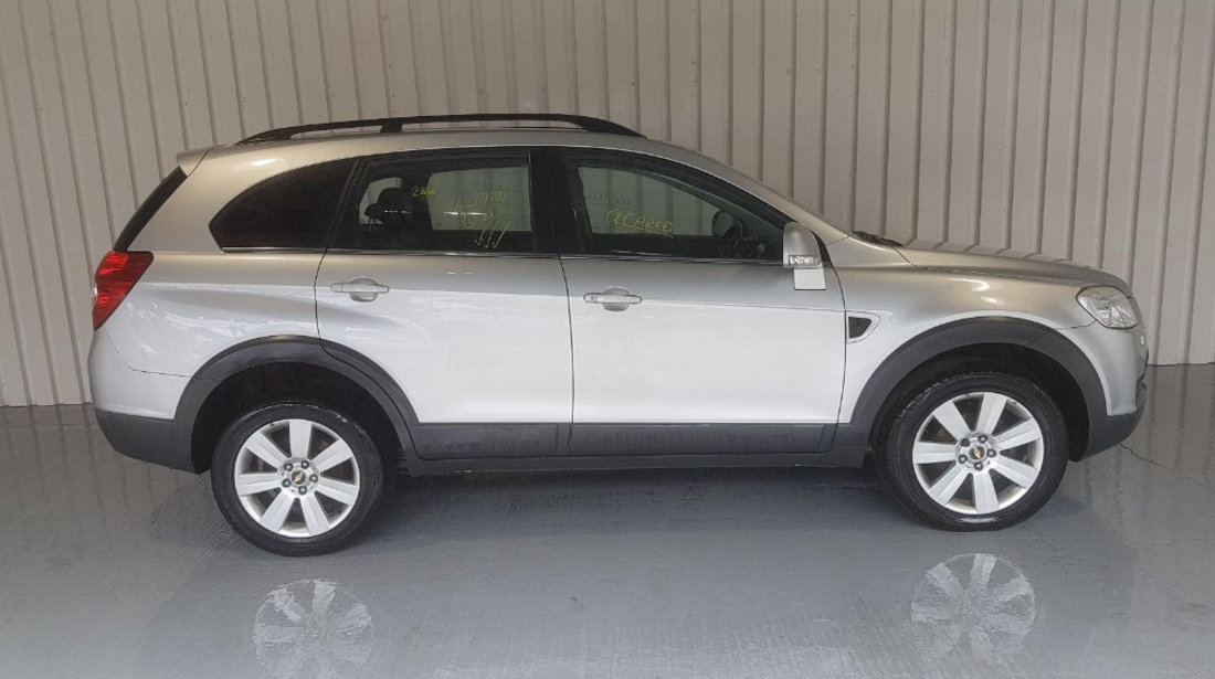 Aripa dreapta fata Chevrolet Captiva 2008 SUV 2.0