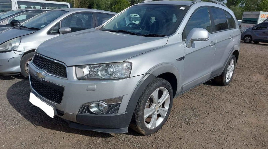 Aripa dreapta fata Chevrolet Captiva 2012 SUV 2.2 DOHC Z22D1