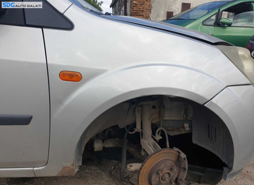 Aripa Dreapta Fata cu Defect Ford Fiesta MK 5 2002 - 2008