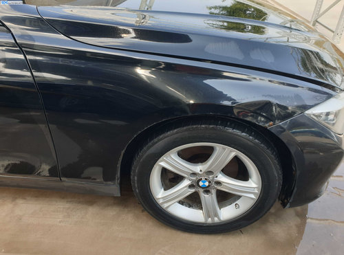 Aripa Dreapta Fata cu Defecte BMW Seria 3 F30 F31 NFL Non Facelift 2011 - 2014 Culoare 475 Black Sap...