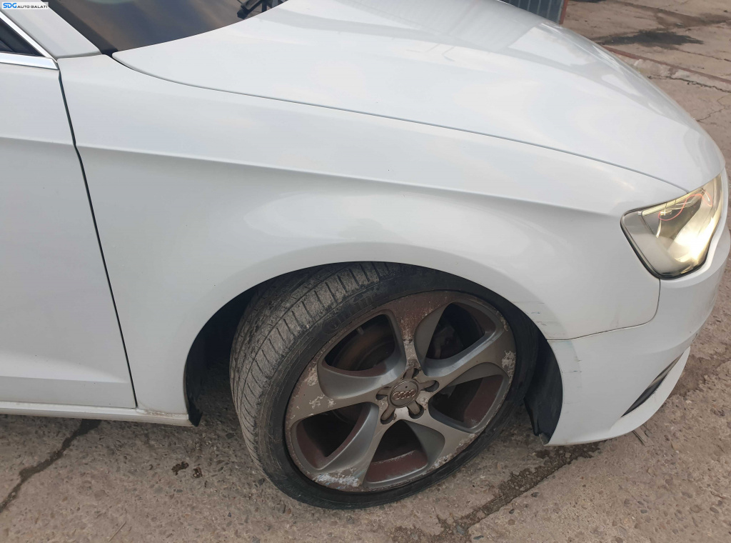 Aripa Dreapta Fata cu Imperfectiuni Audi A3 8V 2012 - 2020 Culoare LS9R [K3265]