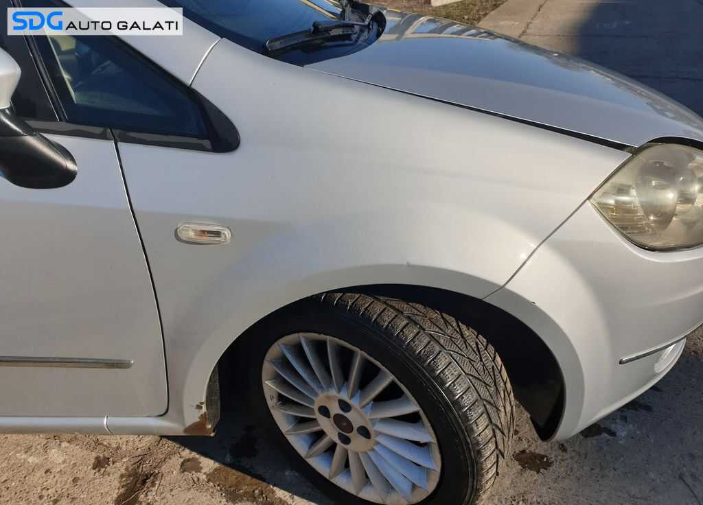 Aripa Dreapta Fata cu Inceput Rugina Fiat Linea 2007 - 2018