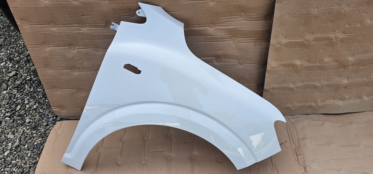 Aripa dreapta fata Dacia Sandero 3 / Logan 3 2021 2022 2023