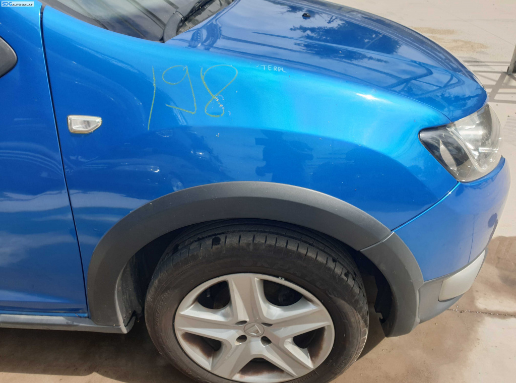 Aripa Dreapta Fata Fara Bandou Dacia Sandero 2 Stepway 2012 - 2016 Culoare TERPL [K6359]