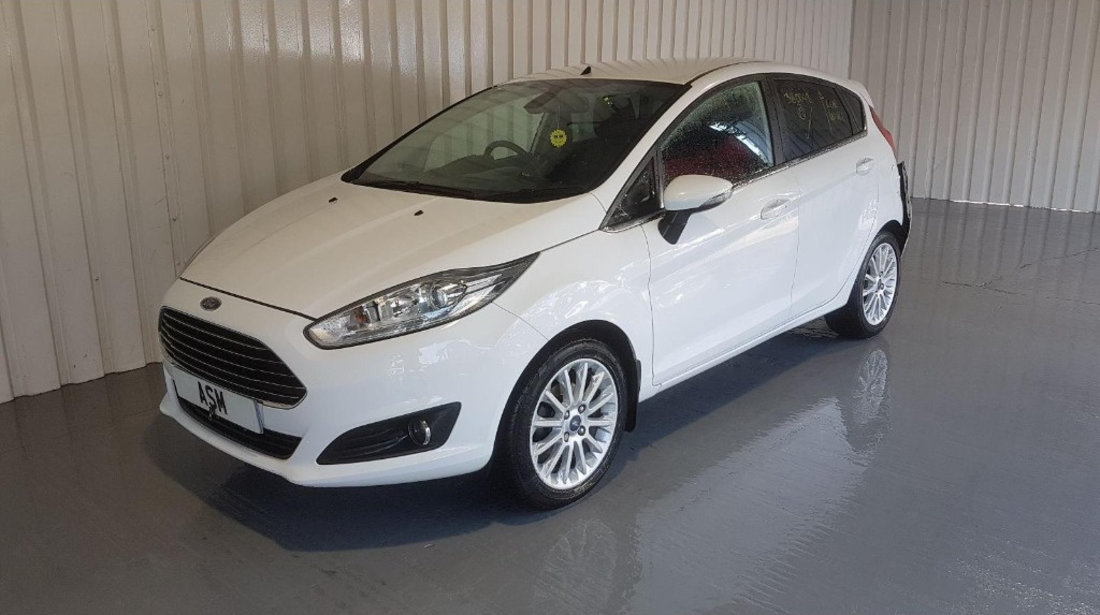 Aripa dreapta fata Ford Fiesta 6 2014 Hatchback 1.6 TDCI (95PS)