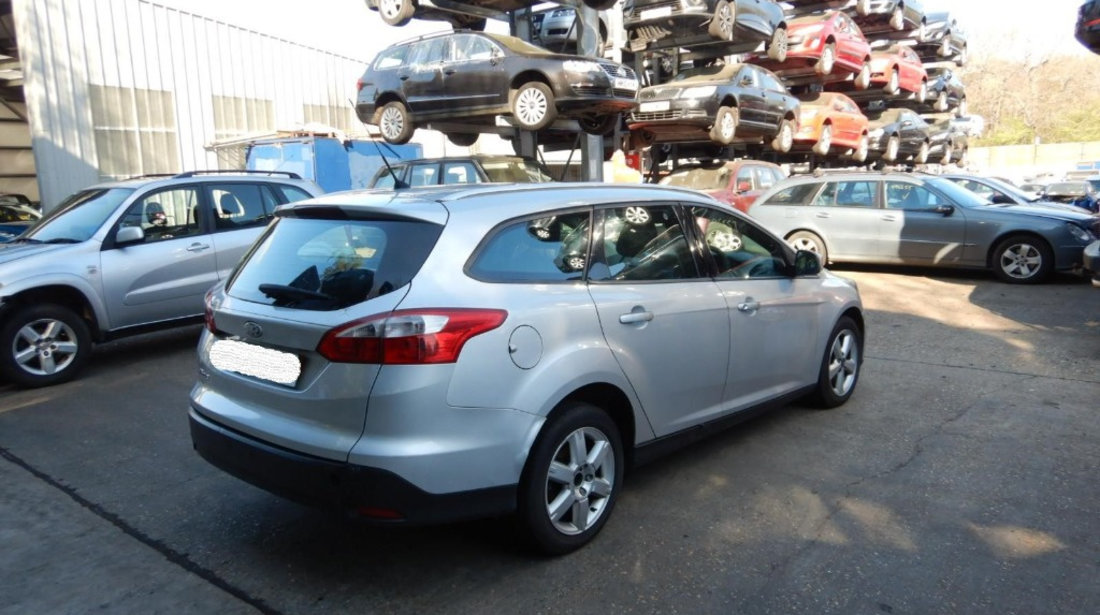 Aripa dreapta fata Ford Focus 3 2011 Break 1.6 Duratorq CR TC