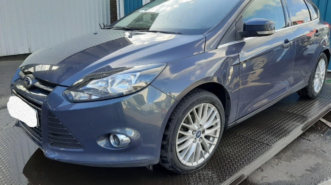 Aripa dreapta fata Ford Focus 3 2013 Hatchback 1.0