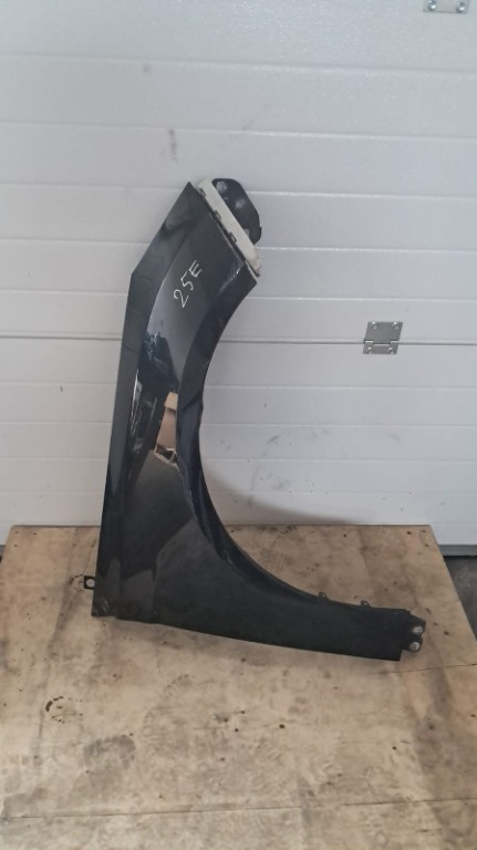 Aripa dreapta fata Ford Focus 3 an 2012