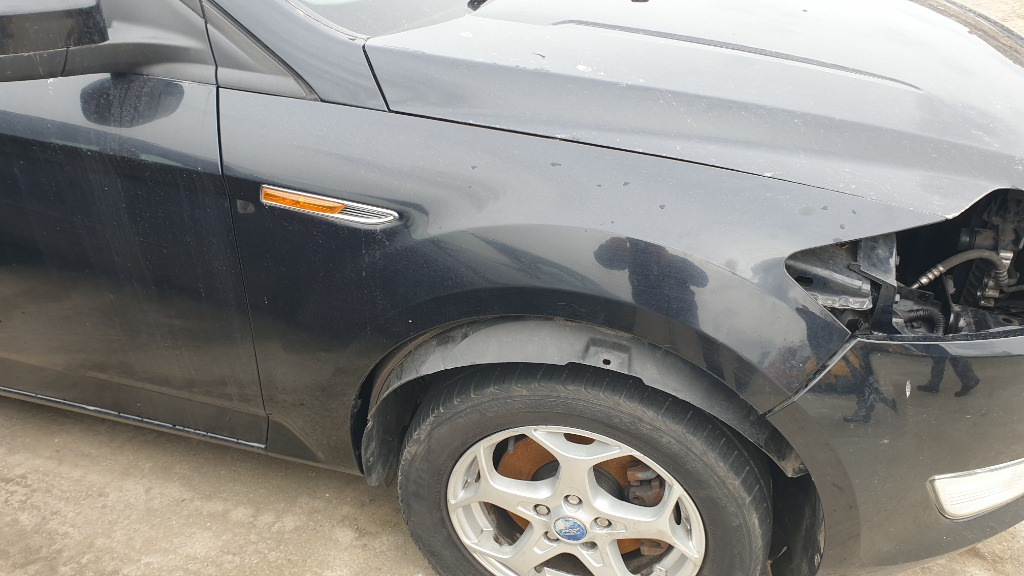 Aripa dreapta fata Ford Mondeo 4 2008 HB 2.0