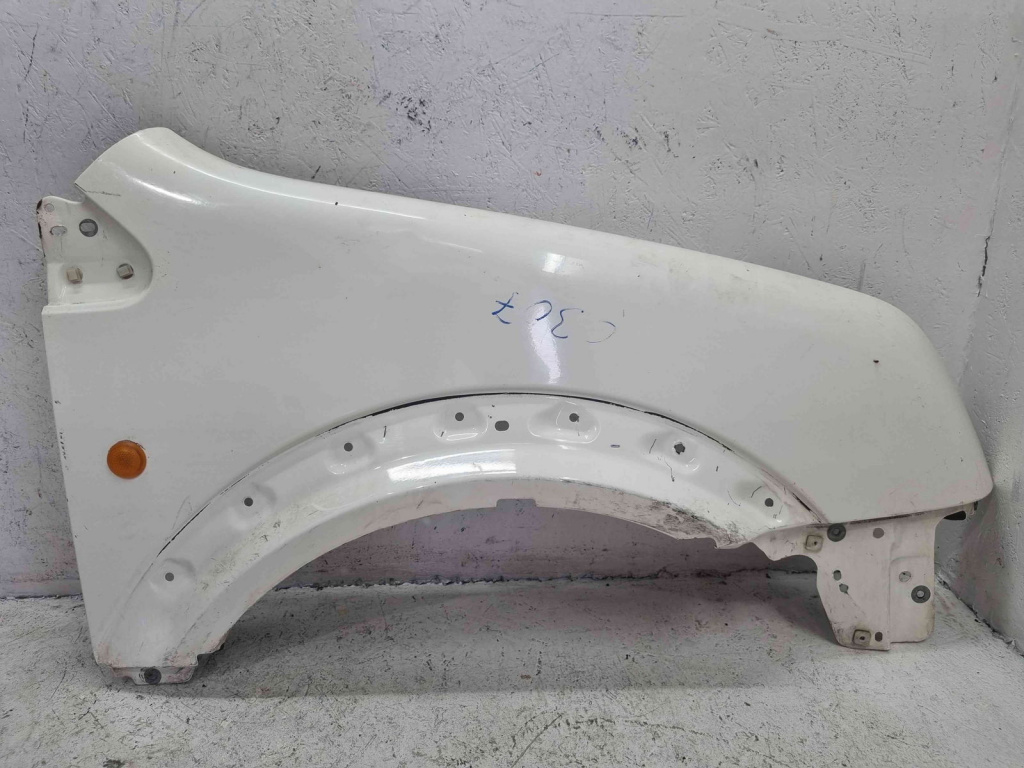 Aripa dreapta fata Ford Transit Connect (TC7) [Fabr 2002-2013] Frozen White