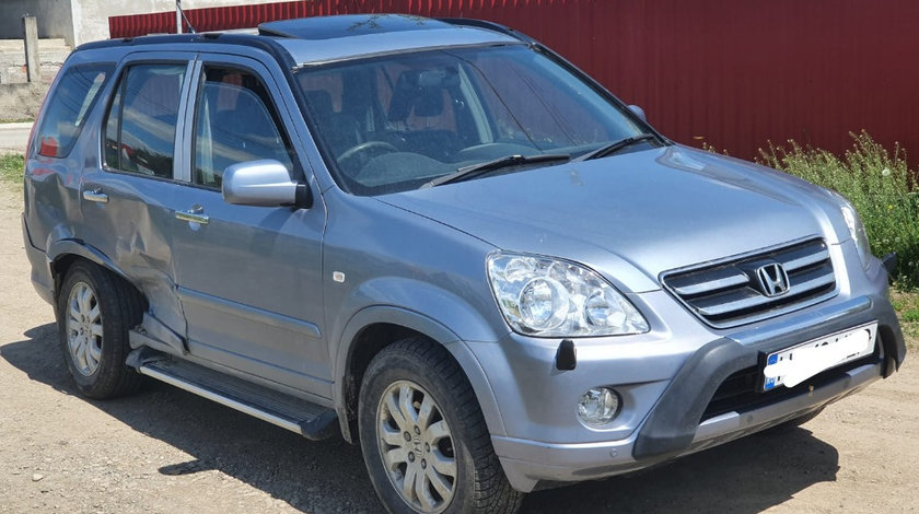 Aripa dreapta fata Honda CR-V 2006 4x4 suv 2.2 CTDI