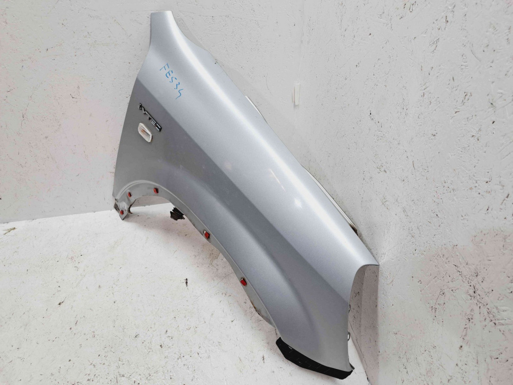 Aripa dreapta fata Honda CR-V II (RD) [Fabr 2001-2007] OEM