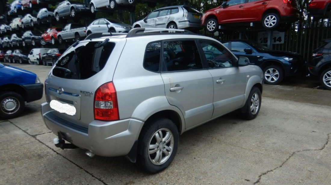 Aripa dreapta fata Hyundai Tucson 2007 Suv 2.0 CRTD Motorina