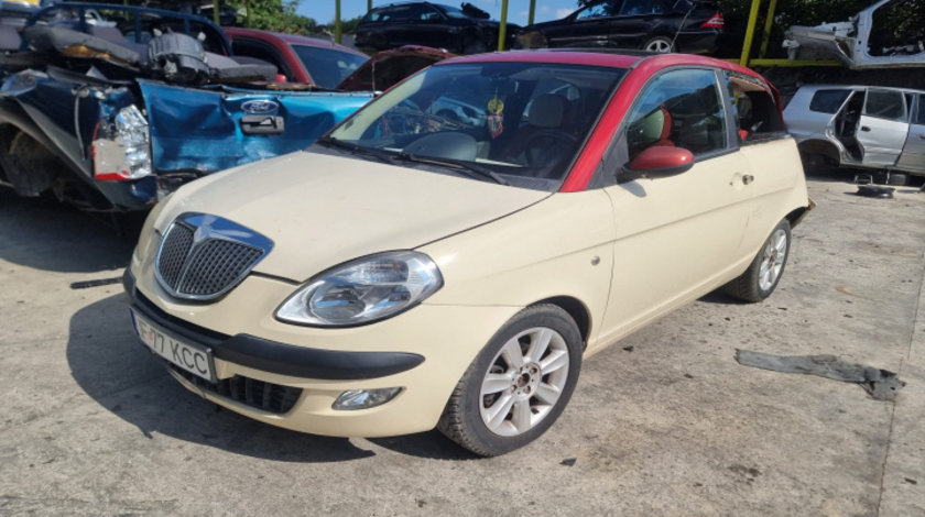 Aripa dreapta fata Lancia Ypsilon 2005 HatchBack 1.4 benzina 843a1000