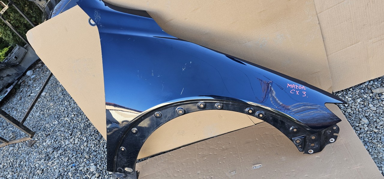 Aripa dreapta fata Mazda CX-3 2016 2017 2018 2019