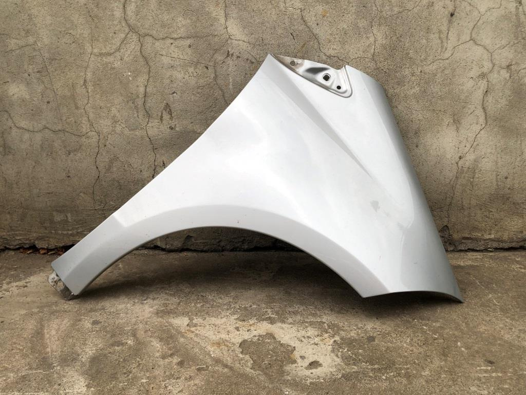 Aripa dreapta fata Mercedes A Class W169 2004-2008