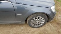 Aripa dreapta fata mercedes benz c-class w024 2007...