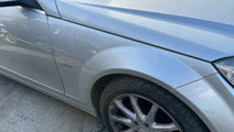 Aripa dreapta fata Mercedes c class w204 originala...