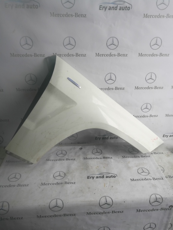 Aripa dreapta fata Mercedes GLK