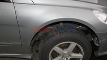 Aripa dreapta fata Mercedes R-Class W251 2006-2012