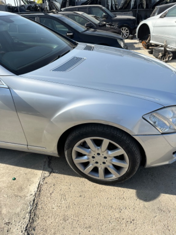 Aripa dreapta fata Mercedes s class w221 , aripa fata Mercedes
