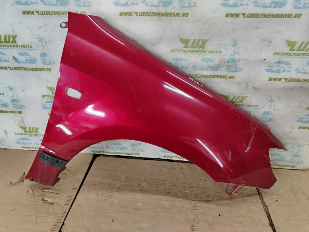 Aripa dreapta fata Mitsubishi Outlander [2001 - 2008] 2.0 benzina 4G63