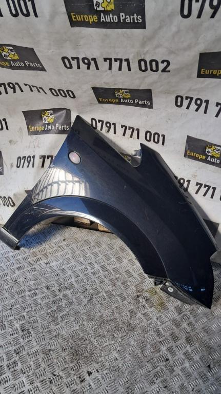 Aripa dreapta fata neagra Opel Meriva an 2007 cod culoare Z20R