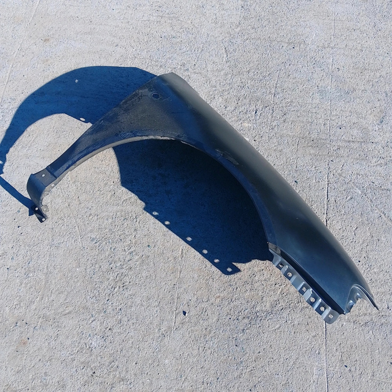 Aripa Dreapta,fata,Negru Audi A3 (8L1) 1996 - 2003 AD10008AR, TY8L0821106, T1002A, TY8L0821-106, 91BFK201, 1041342, 20100311, 85700001AD10008AR1Y1