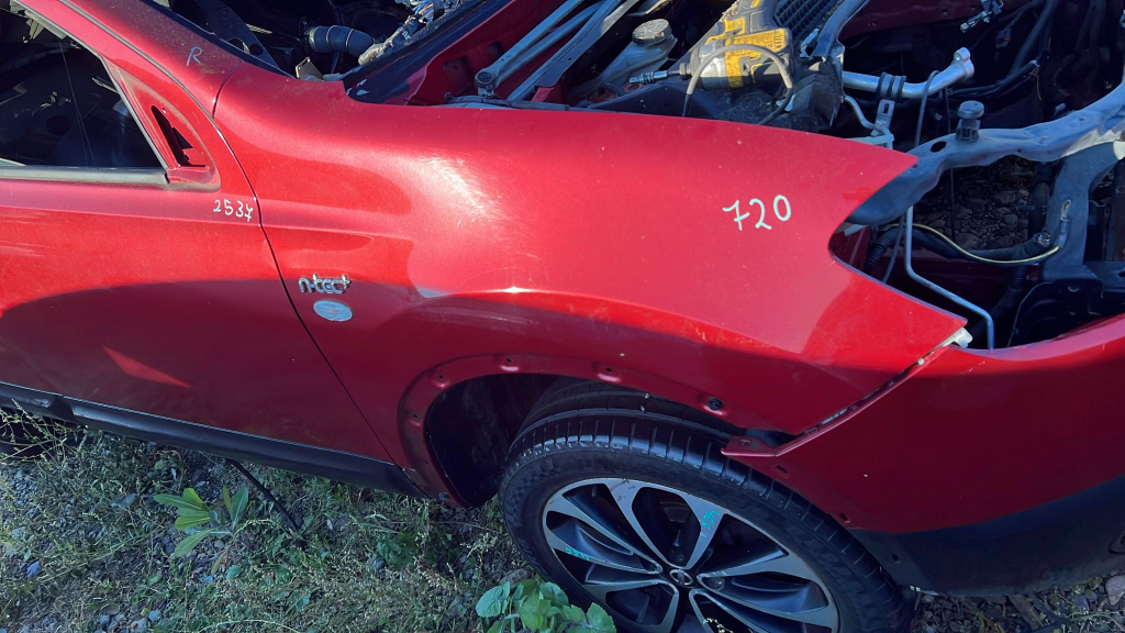 Aripa Dreapta Fata Nissan Qashqai 2012
