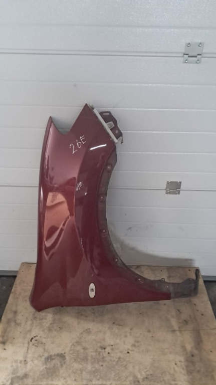 Aripa dreapta fata Nissan Qashqai j10 an 2011