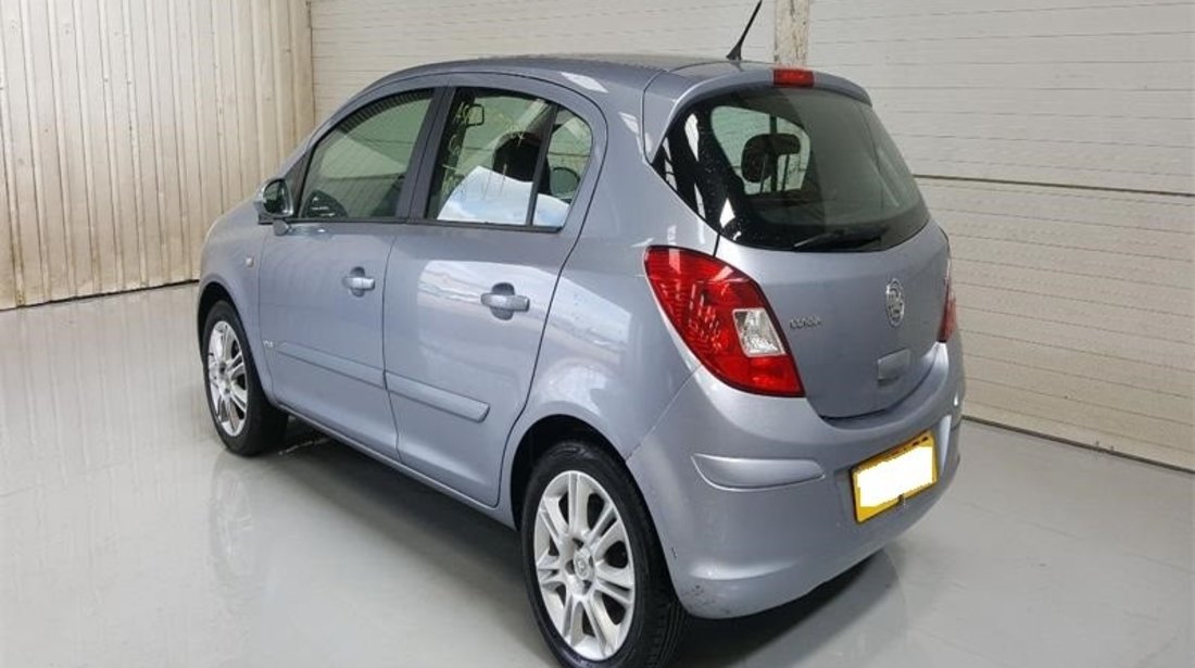 Aripa dreapta fata Opel Corsa D 2007 Hatchback 1.2 SXi